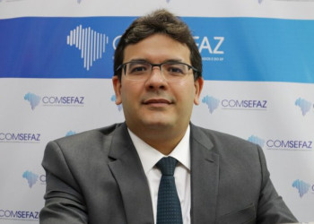 Rafael Fonteles é reeleito presidente do Comsefaz por aclamação